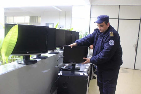 Guarda Civil Municipal detém gangue e recupera computadores de escola