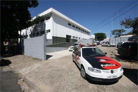 Trio é preso furtando cabos telefônicos