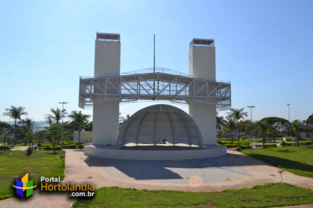 Prefeitura revitaliza praça e pista de skate no Jd. Santa Rita e fará em outros pontos