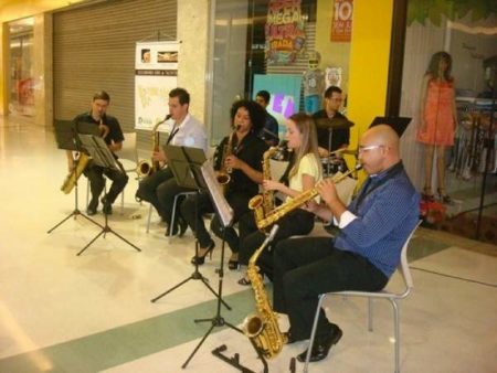 Vibrasax se apresenta no Shopping Hortolândia