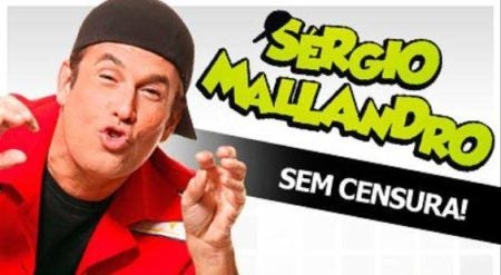 Sucesso de público, Sérgio Mallandro se apresenta pela primeira vez no teatro de Paulínia