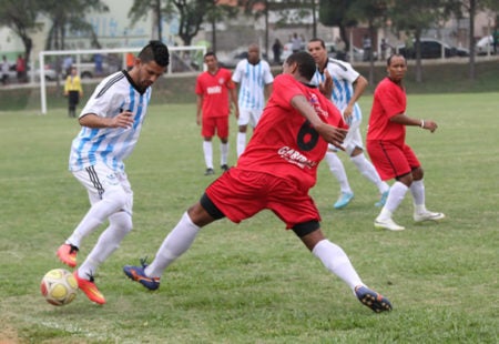 Grêmio vence primeiro jogo da final do Campeonato Amador