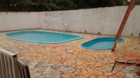 Homem é flagrado ‘furtando’ água para encher piscina