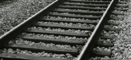 Garoto tem perna amputada apos acidente em linha férrea