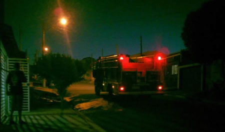 Bombeiro é acionado devido a fumaça intensa