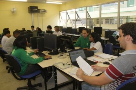 Parceria com Instituto Federal leva ensino técnico a alunos da Emef Taquara Branca