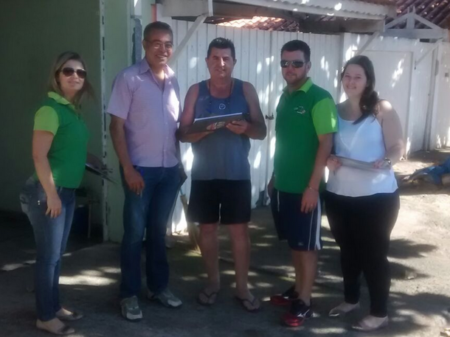 Abaixo assinado reivindica melhorias na praça 12 de outubro, no bairro Chácara Coelho