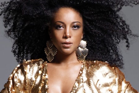 Domingo é dia de samba, feijoada e música black