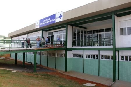 Prefeitura responde sobre a fila para marcar consulta