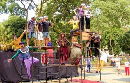 Teatro gratuito domingo, confira aqui