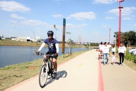 Código de Trânsito prevê multa para pedestre que descumpre legislação
