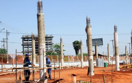 Trânsito na Olívio Franceschini fica parcialmente interditado para obra de Estação de Transferência