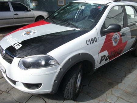 PM resgata mulher sequestrada e mata olheiro de cativeiro em tiroteio