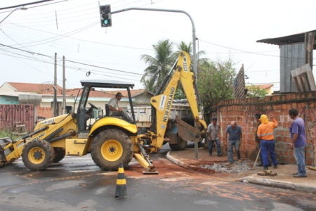 Acesso a rampas na Avenida Olívio Franceschini é facilitado