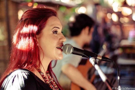 Ana Cavalcanti leva brasilidade e samba ao projeto “Jaraguá Music” deste sábado