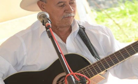 Centenas de pessoas prestigiaram o Café com Viola