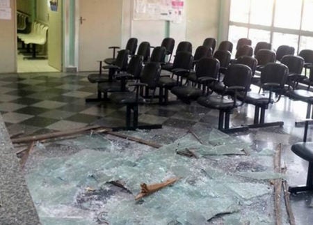 UBS é alvo de vandalismo no Jardim Nova América