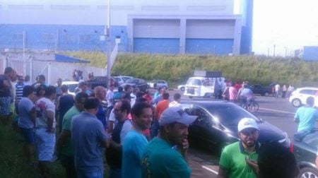 Protesto de funcionários da Mabe termina em tiros