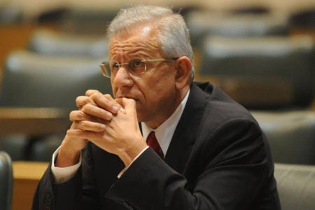 Perugini fará entrevista coletiva sobre seu futuro, nesta terça (01)