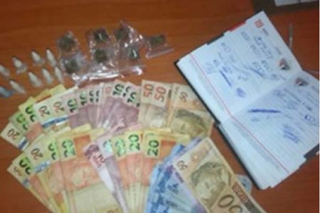 Dois foram presos por tráfico no Amanda