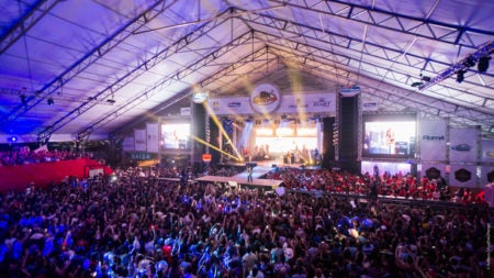 Henrique & Juliano, Wesley Safadão, Villa Baggage, Edson & Hudson e Rionegro & Solimões agitam Sumaré Arena Music de hoje até domingo!