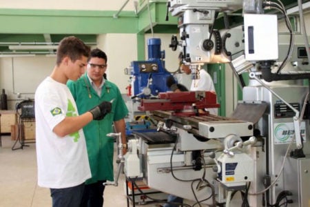 Inscrição para curso técnico gratuito em Fabricação Mecânica