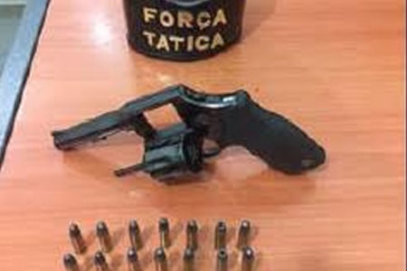 Foragido da Justiça é preso com arma no Boa Esperança