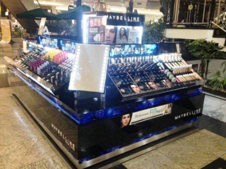 Maybelline NY inaugura quiosque no Campinas Shopping com promoção