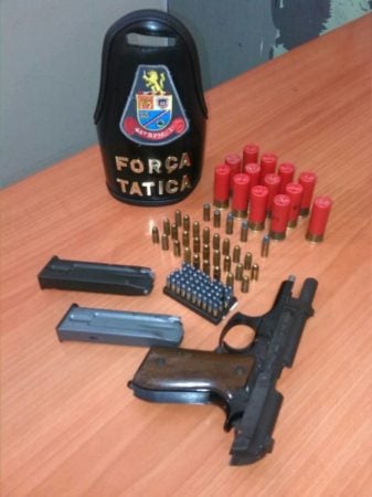 Homem é preso por porte de arma no Jardim Rosolem
