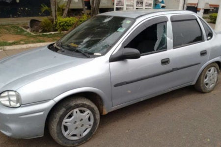 PM recupera carro minutos após o roubo na estrada da Granja