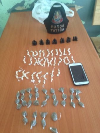 Dupla é presa por tráfico no Jardim Malta