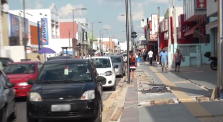 Atraso das obras no centro pode atrapalhar nas vendas do natal