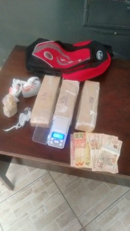 PM apreende quase três quilos de maconha em Sumaré