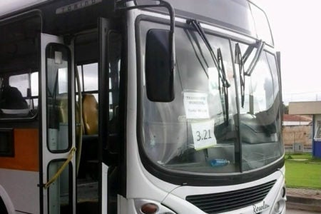 Prefeitura disponibiliza onibus escolar para linha municipal