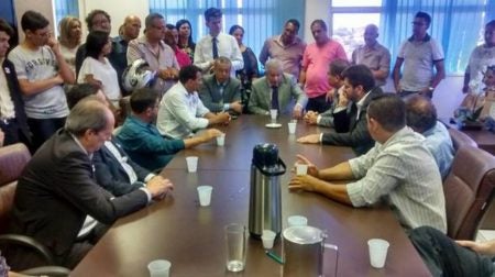 Perugini anuncia cortes de mais de 1 milhão