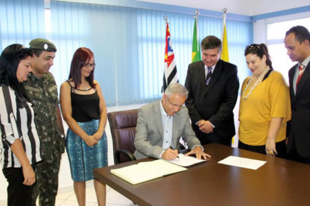 Prefeito é empossado presidente da Junta Militar de Hortolândia