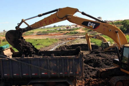 Prefeitura intensifica ritmo de obras no Parque Santa Fé