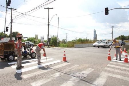 Prefeitura reforça sinalização de solo na região do Jd. Rosolen
