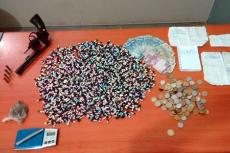 Homem é preso com 1700 porções de crack