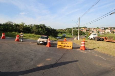 Rotas do transporte coletivo sofrem alteração com interdição do acesso entre Jd. Interlagos e São Sebastião
