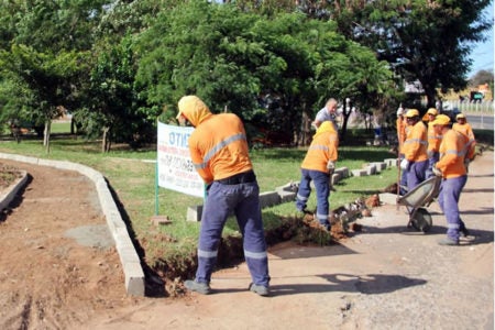 Prefeitura faz reforma emergencial em Praças e espaços públicos de Hortolândia