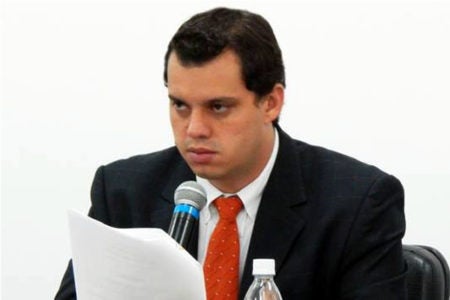 Vereador renuncia cargo na mesa diretora