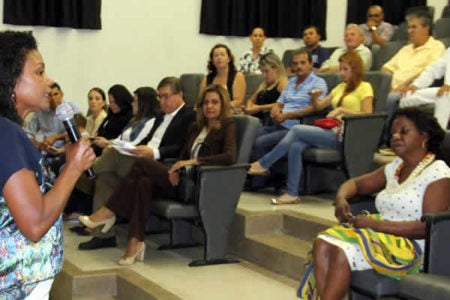 Prefeitura realiza 2ª Roda de Conversa  Sobre Combate ao Racismo