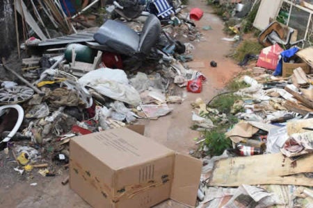 Agentes de saúde participam de formação para lidar com acumuladores