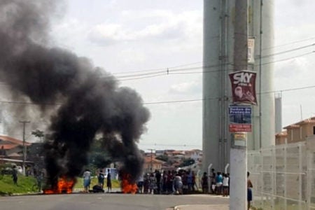 Fúncionario de creche é acusado de Abuso Sexual em Hortolândia; Moradores e pais de aluno protestam em frente ao local