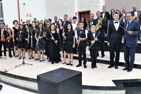 Apresentação da orquestra da AD Hortolândia emociona publico