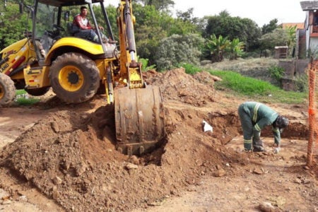 Prefeitura realiza limpeza na nascente do Ribeirão Jacuba