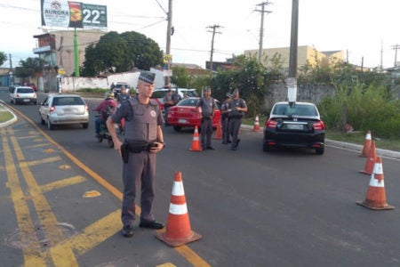 Operação Bloqueio da PM aconteceu em dois pontos em Hortolândia