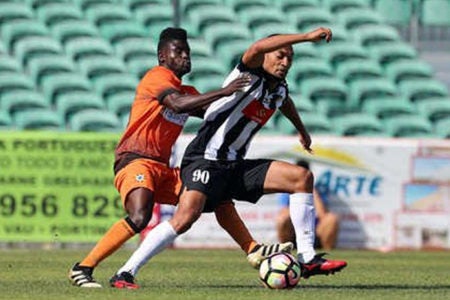 Hortolandense, Fabrício faz sucesso no futebol do exterior