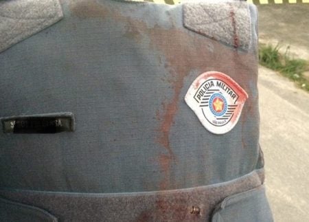 Policial é salvo pelo colete a prova de balas em Monte-Mor